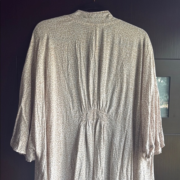 Leopard Print Oliveaceous Cardigan - Size M/L - Picture 6 of 10